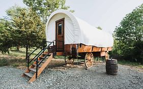 Heated & Ac Full Bathroom Covered Wagon